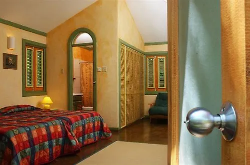 Country Country Hotel Negril 3*,